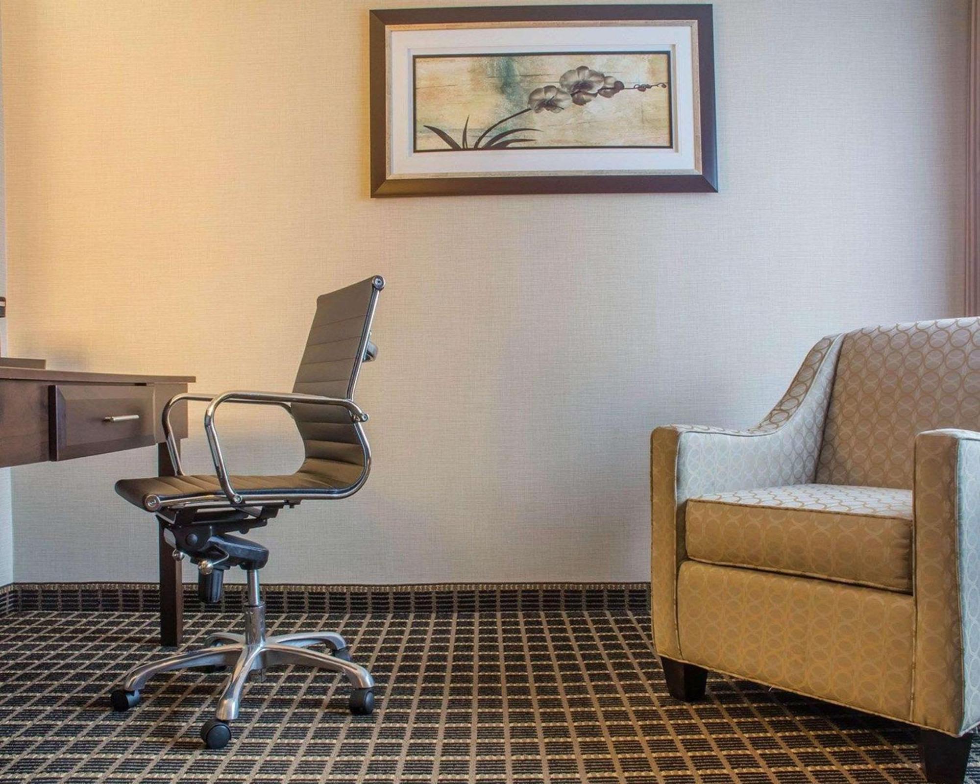 Comfort Inn Guelph Zewnętrze zdjęcie
